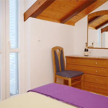Apartamento And Ive Vodice